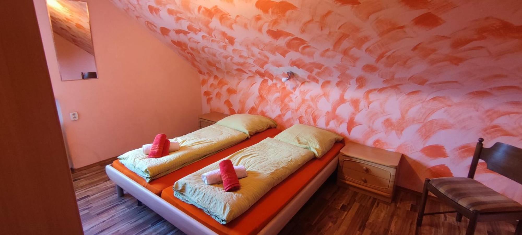 Alb Rooms, Zimmer Auf Der Schwaebischen Alb Oberlenningen 外观 照片